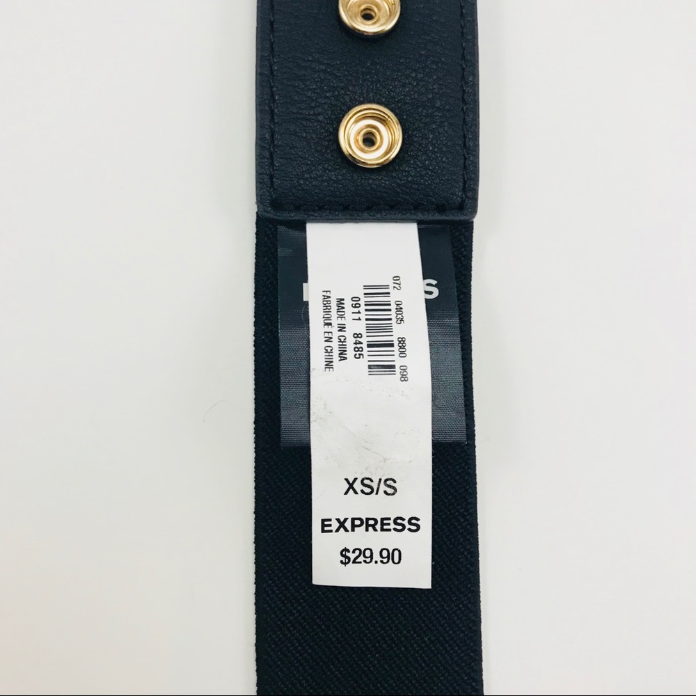Express Stretch Belt With Gold Metallic Accents. - Picture 6 of 6